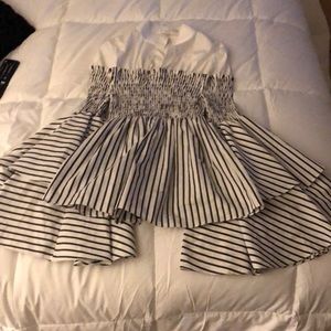 Caroline Constas top